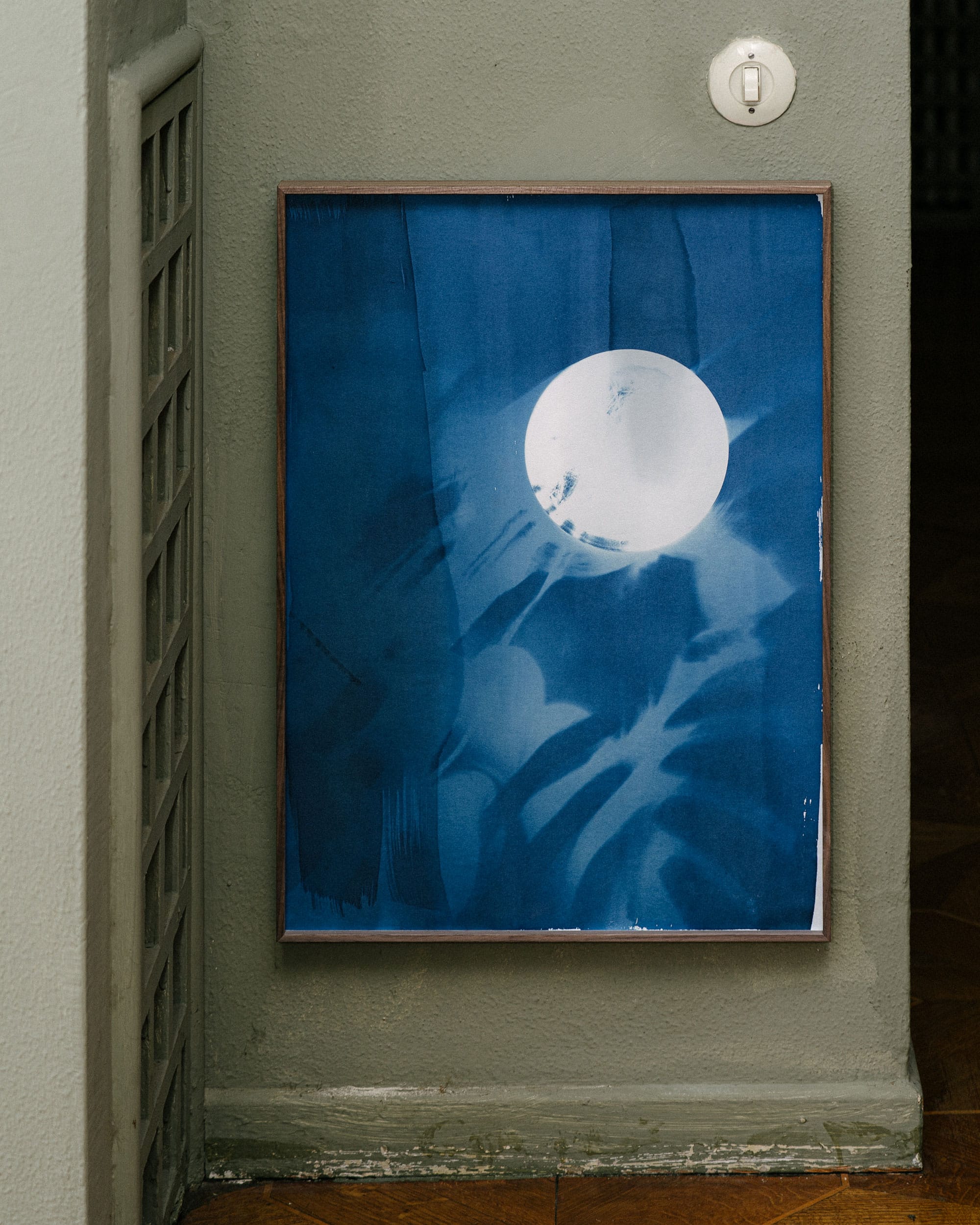 Daily Dialogue, project: La Mano derecha untada de azúcar la mano izquierda cubierta de harina (Fig. 3)